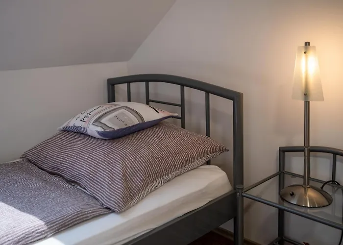 Szuerke Vendeghaz Balatonkenesen Apartament *