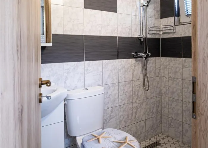 Szuerke Vendeghaz Balatonkenesen * Balatonkenese